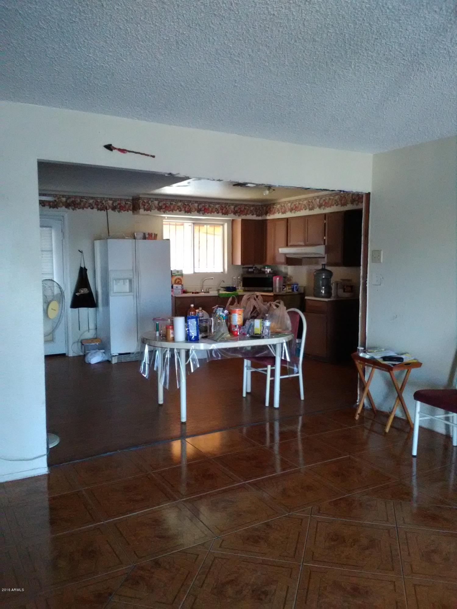 4907 West Berkeley Road Phoenix, AZ 85035 - Photo 3 of 17 IMG_20160422_165554
