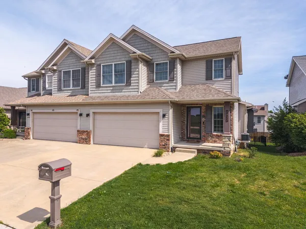 $300,000 | 2932 Shepard Road, Normal, IL 61761