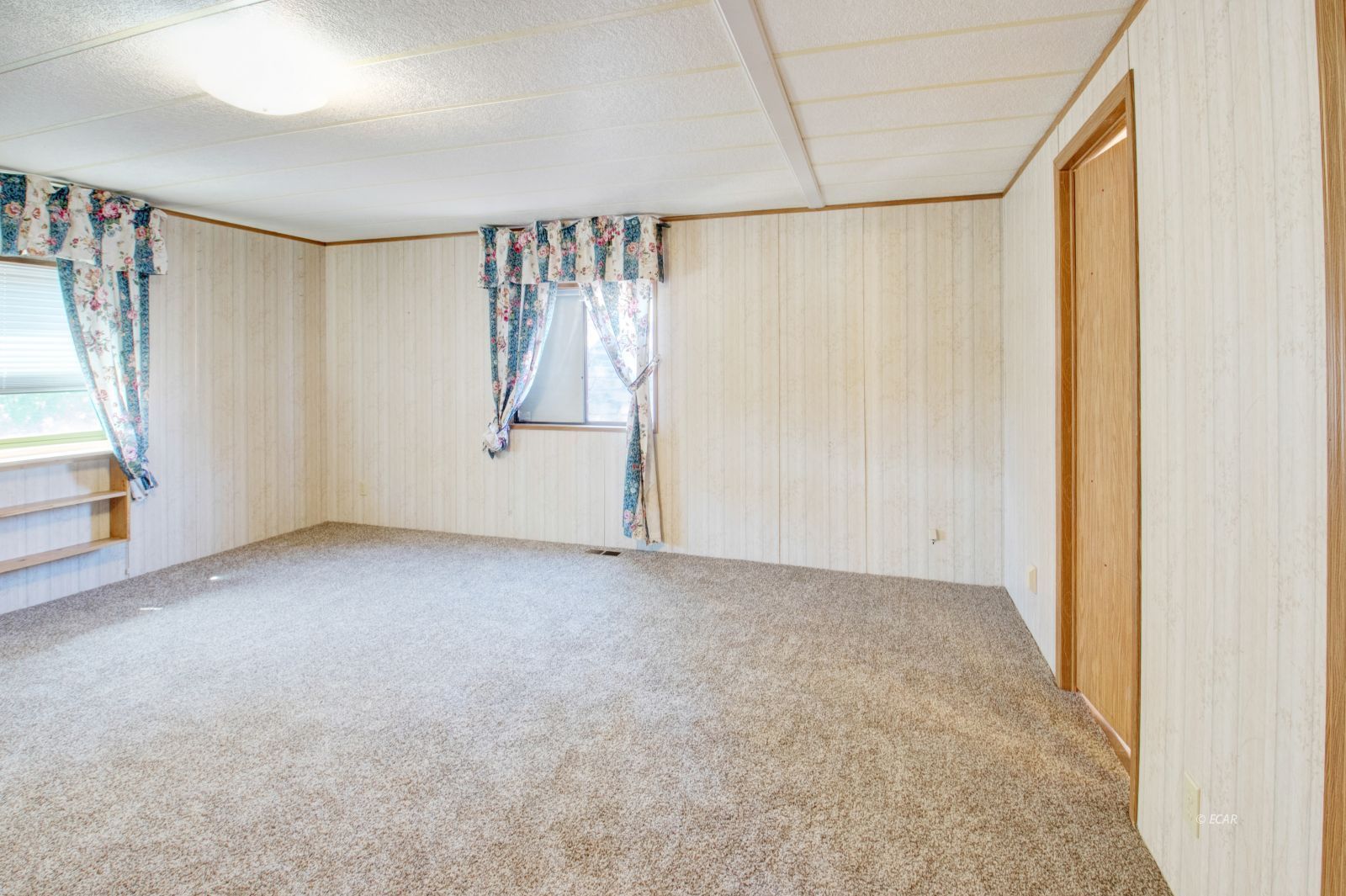 635 Spring Valley Parkway Spring Creek, NV 89815 - Photo 17 of 31