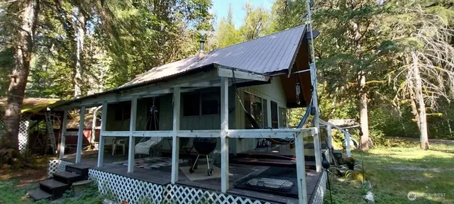 $179,500 | 8516 Beaver Place, Marblemount, WA 98267