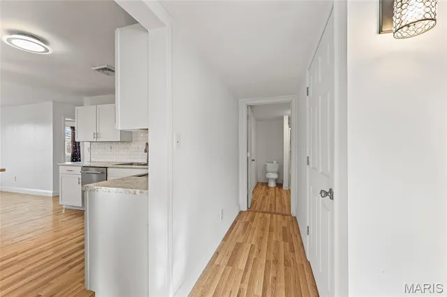 $219,900 | 407 11th Street, De Soto, MO 63020