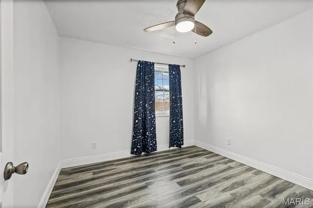 $219,900 | 407 11th Street, De Soto, MO 63020