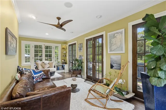 $2,450,000 | 239 West 52nd Street, Kansas City, MO 64112