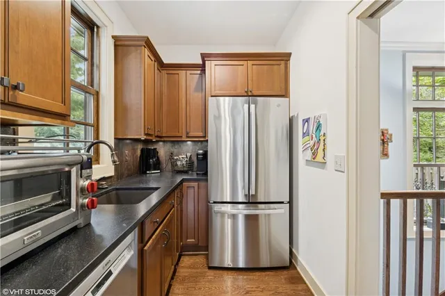 $2,450,000 | 239 West 52nd Street, Kansas City, MO 64112