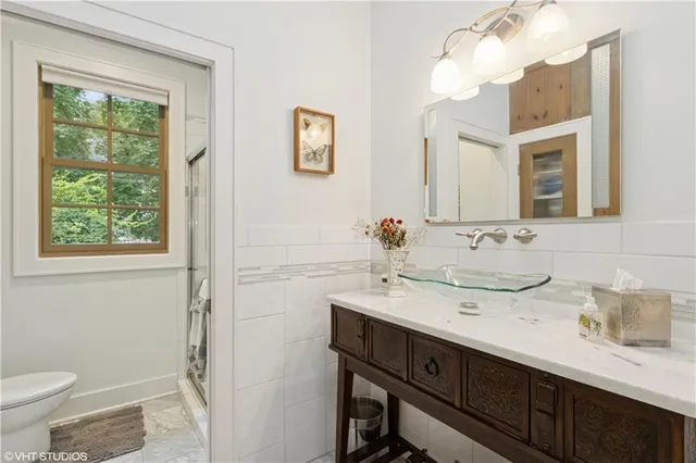 $2,450,000 | 239 West 52nd Street, Kansas City, MO 64112