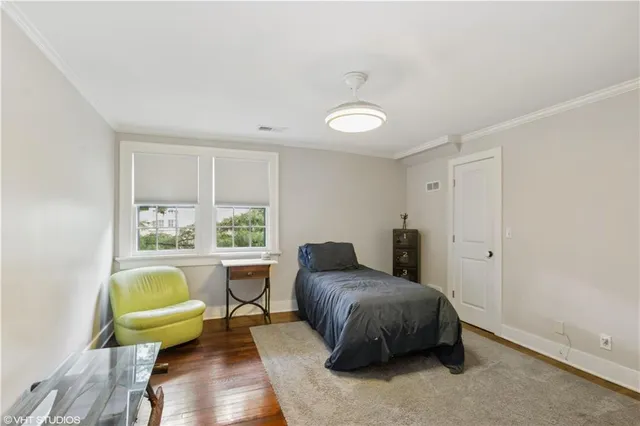 $2,450,000 | 239 West 52nd Street, Kansas City, MO 64112