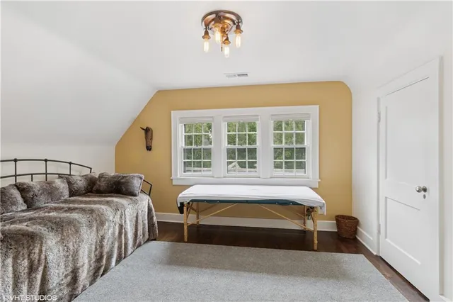 $2,450,000 | 239 West 52nd Street, Kansas City, MO 64112