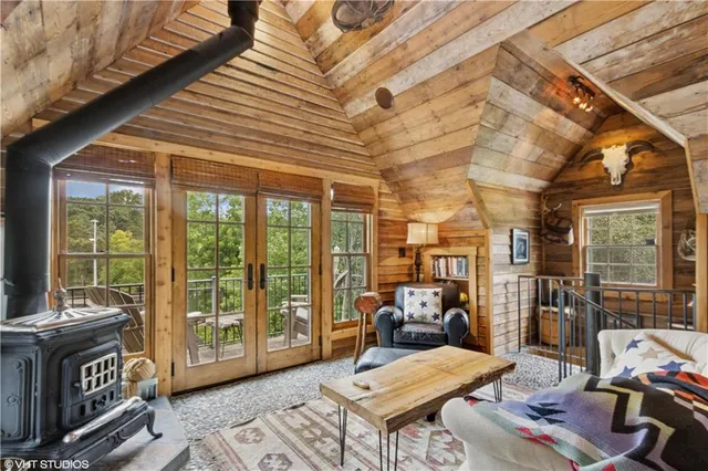 $2,450,000 | 239 West 52nd Street, Kansas City, MO 64112