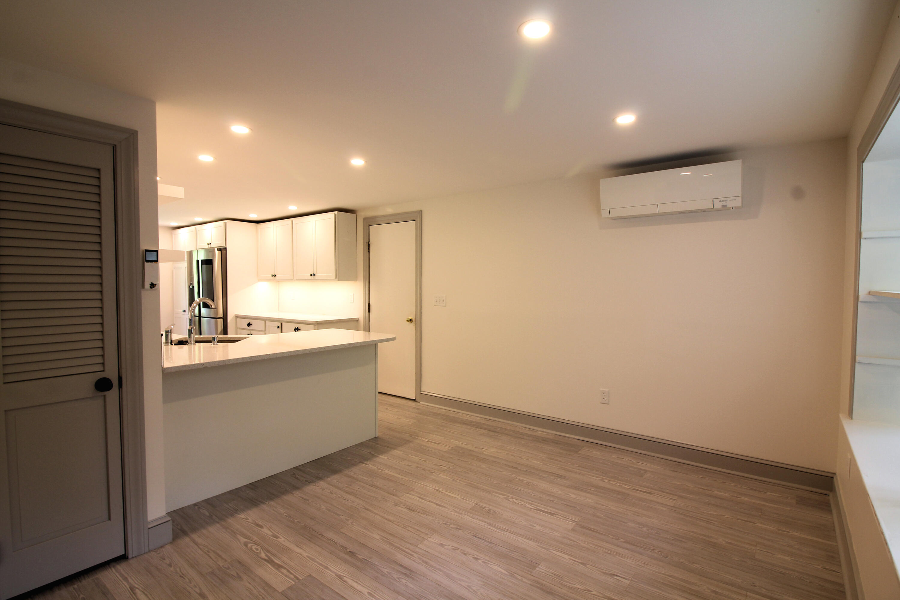 32 Applegate Lane, Unit 32 Falmouth, ME 04105 - Photo 16 of 41 Dining Area