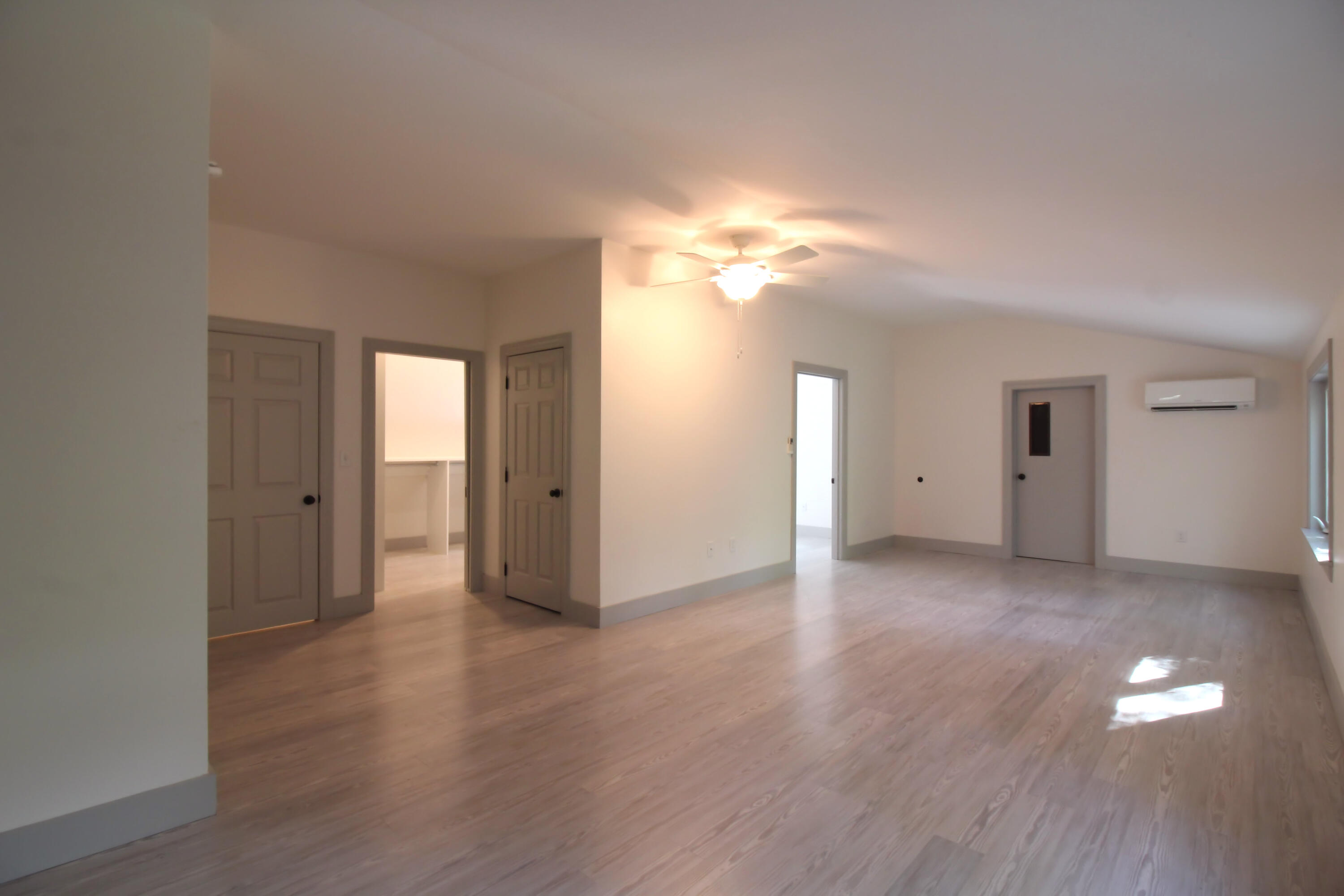 32 Applegate Lane, Unit 32 Falmouth, ME 04105 - Photo 20 of 41 Primary Bedroom