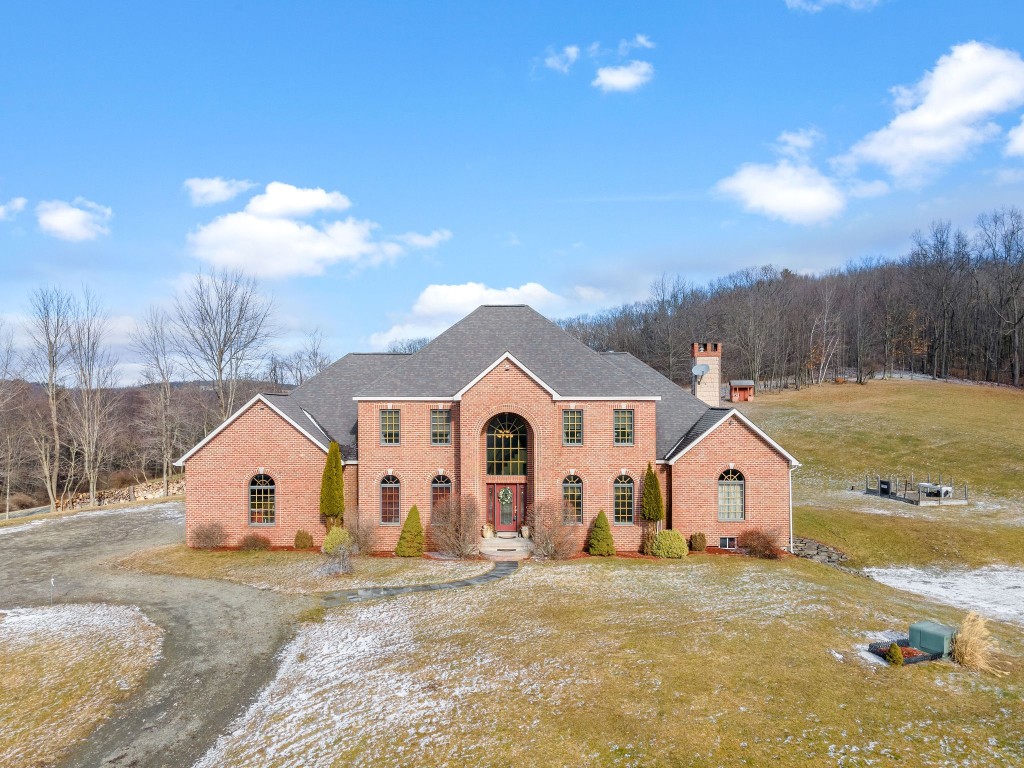 3731 Struble Road Endicott, NY 13760 - Photo 1 of 50