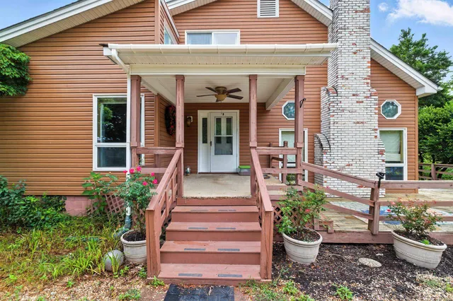 $379,900 | 120 Big Oak Drive, Luray, VA 22835