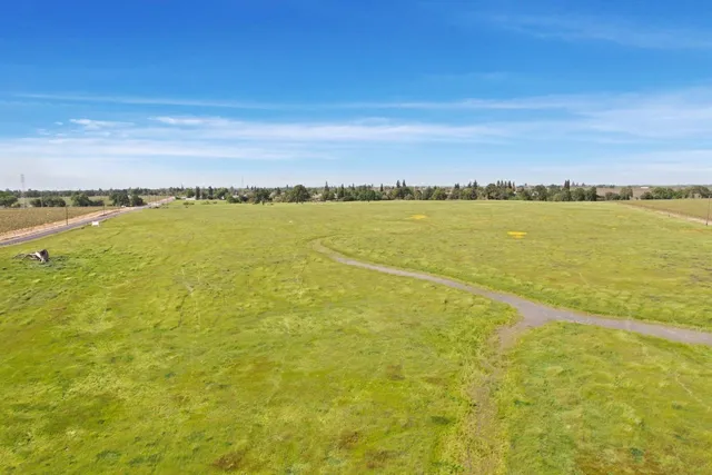 $948,150 | 18400 North Tully Road, Lodi, CA 95240