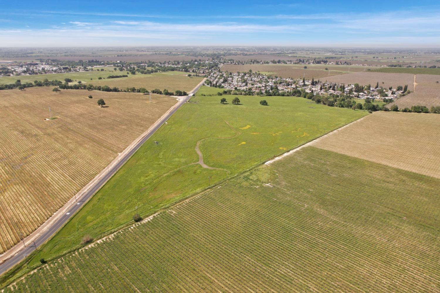 18400 North Tully Road Lodi, CA 95240 - Photo 10 of 23 a view of a city