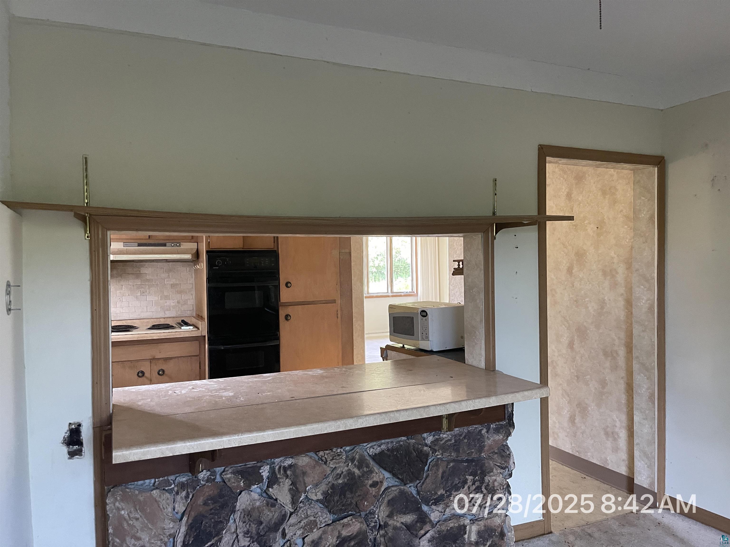 821 West Page Street Duluth, MN 55811 - Photo 32 of 34