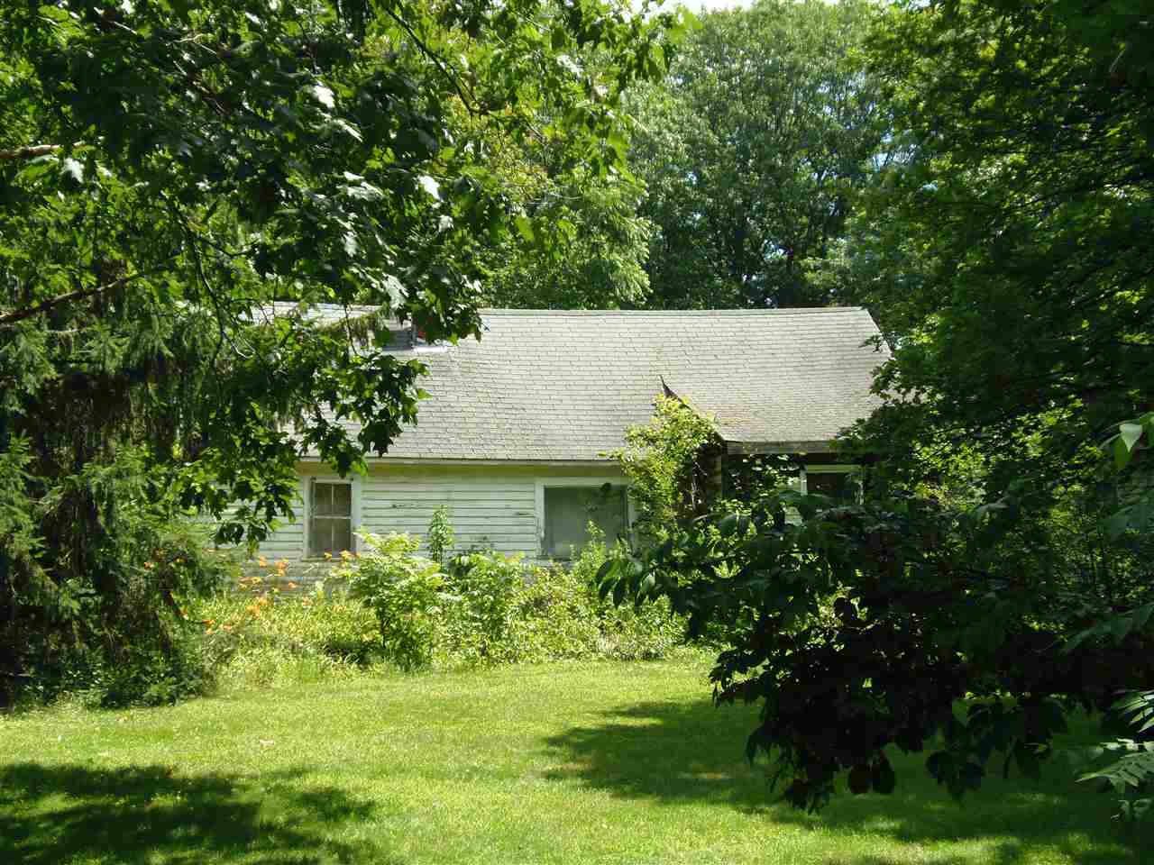 432 River Road Westmoreland, NH 03467 - Photo 17 of 18