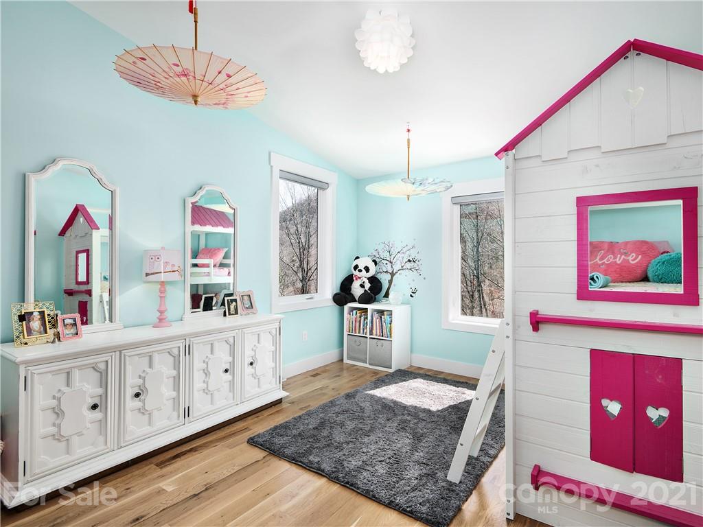 804 Burney Mountain Road Fletcher, NC 28732 - Photo 16 of 38 Gallery Image 16