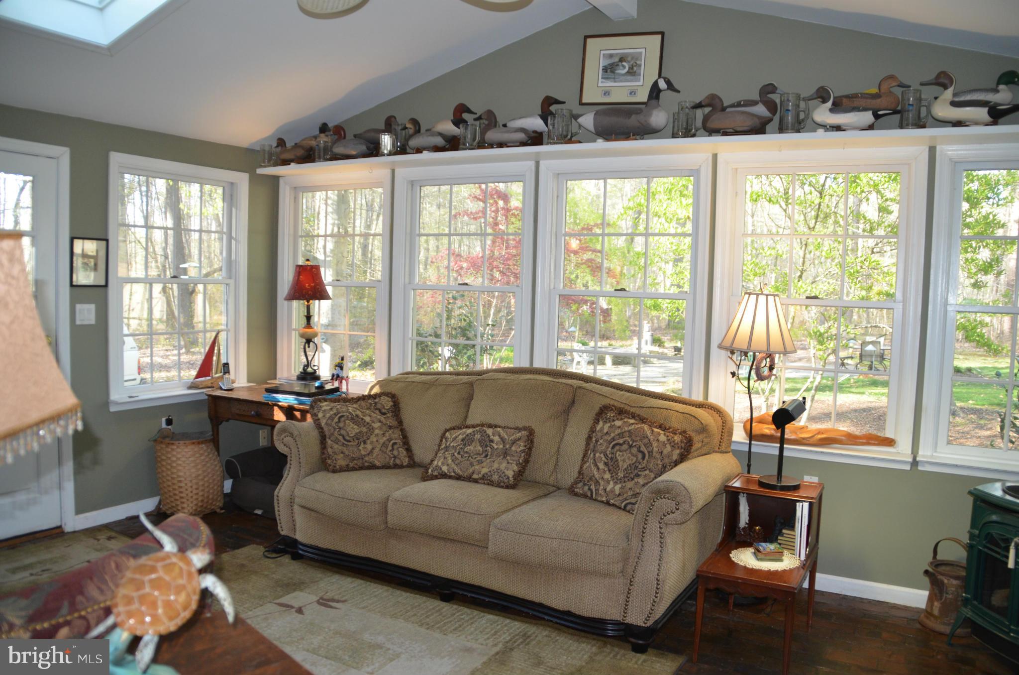 6299 Landing Neck Road Easton, MD 21601 - Photo 12 of 30 Family Room