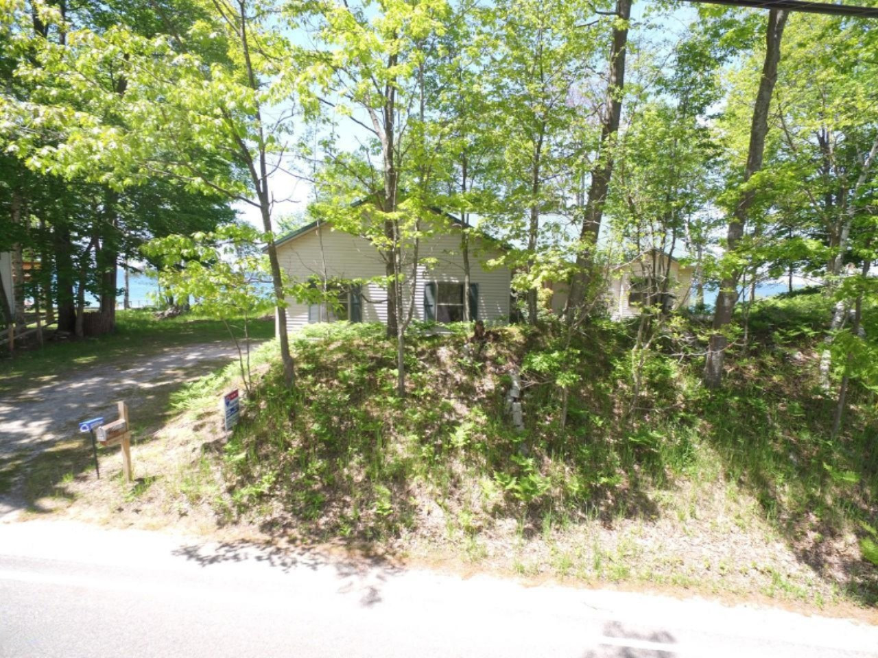 6350 Lakeshore Road Manistee, MI 49660 - Photo 43 of 49 DJI_0066-1280