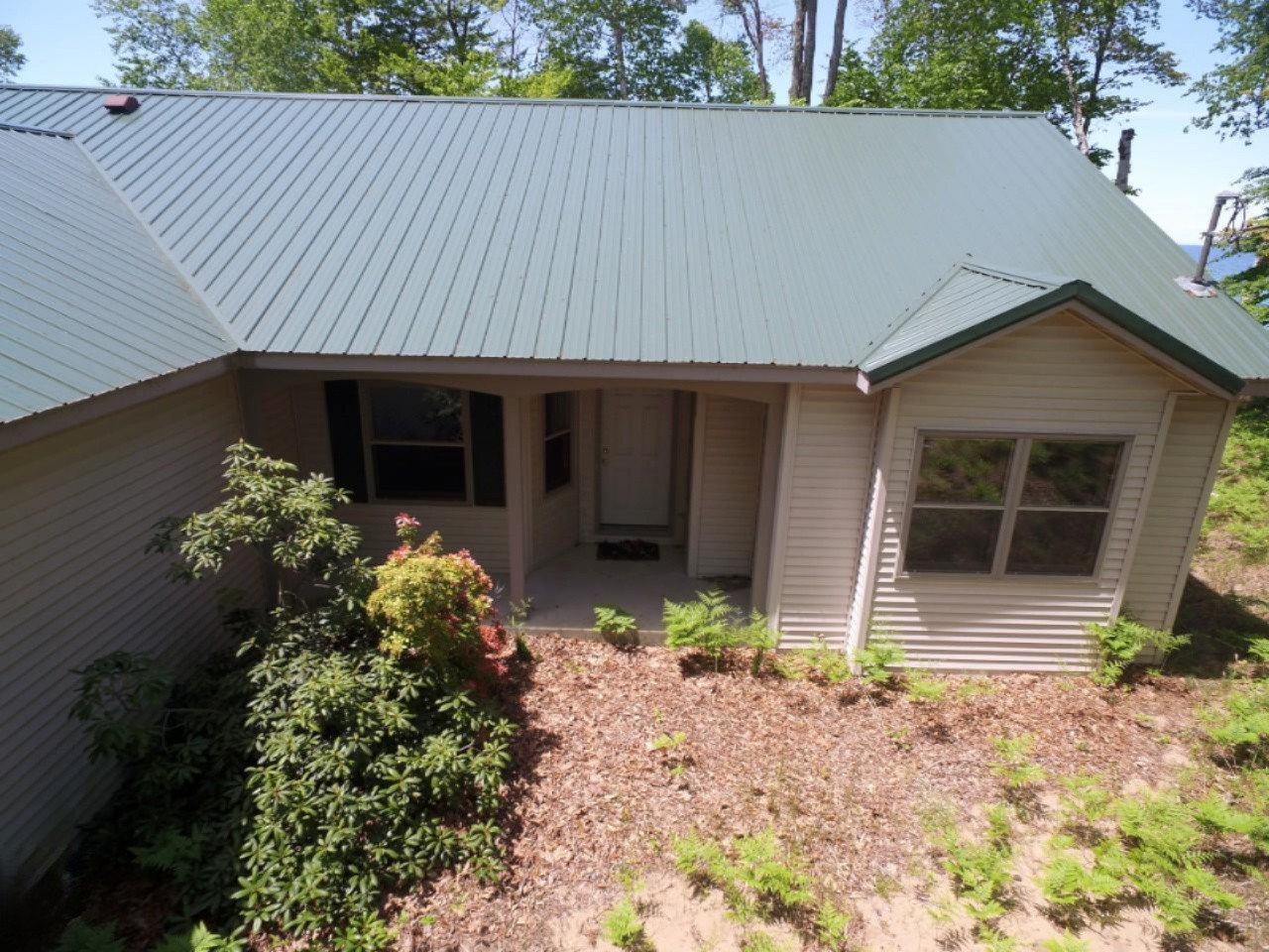 6350 Lakeshore Road Manistee, MI 49660 - Photo 49 of 49 DJI_0079-1280