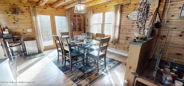 a view of a livingroom with furniture