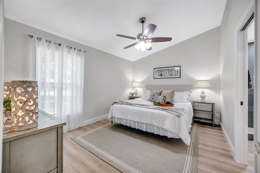 511 Center Point Road Valrico, FL 33594 - Photo 35 of 40