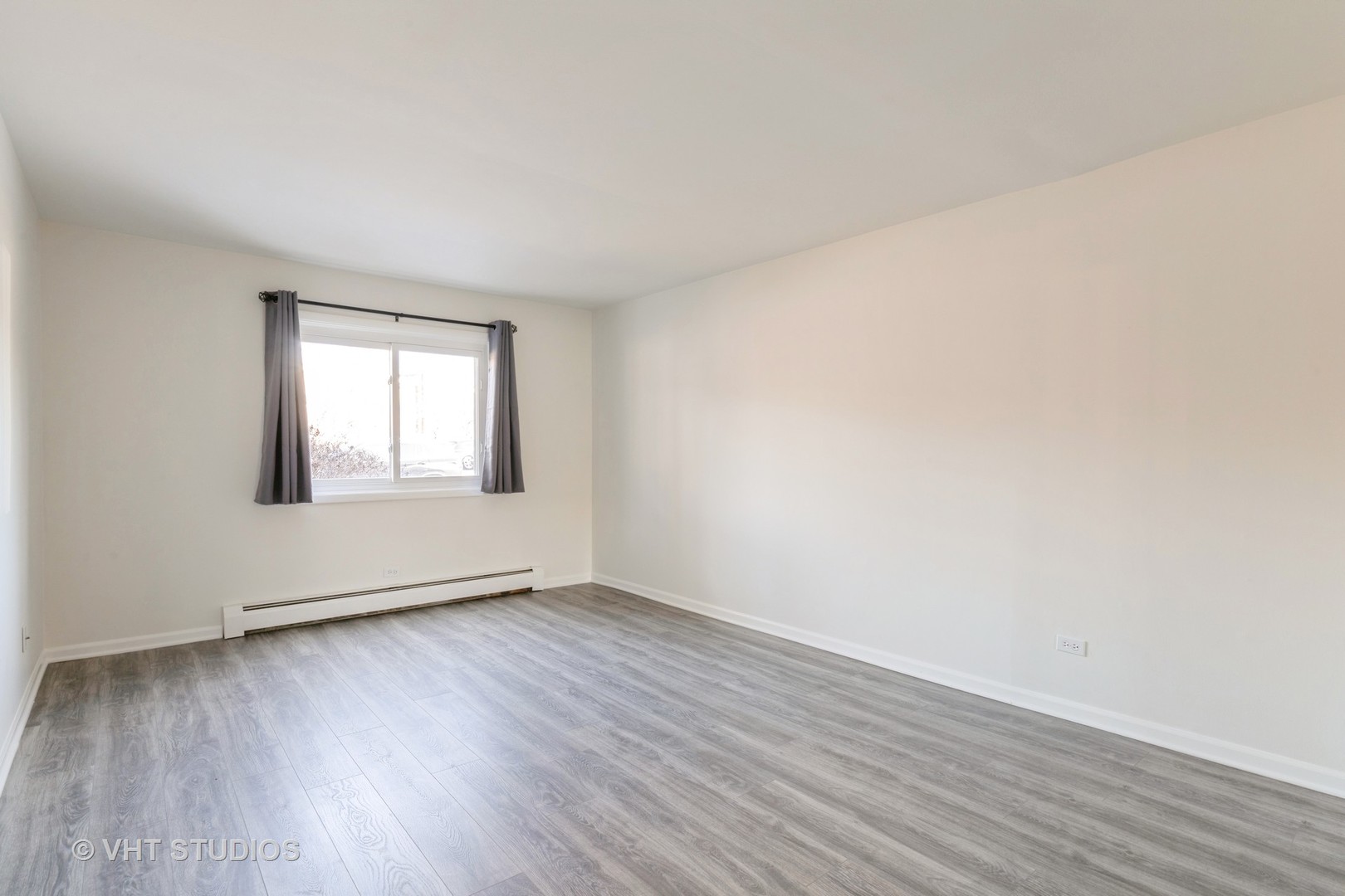 10389 Dearlove Road, Unit 1C Glenview, IL 60025 - Photo 7 of 11 Gallery Image 7
