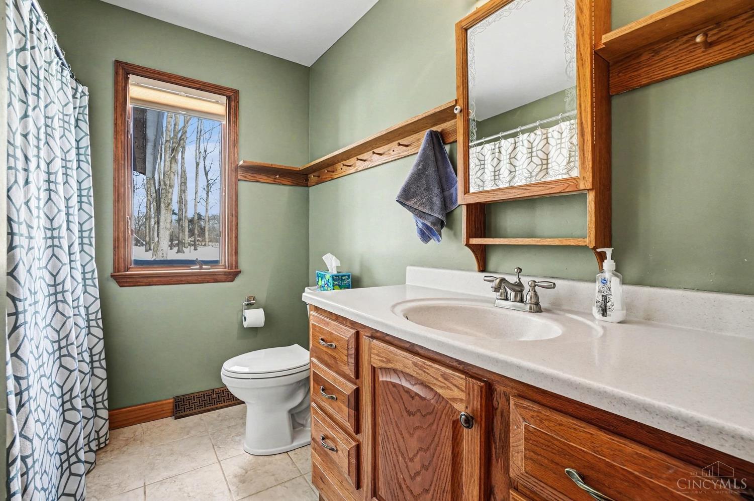 208 Irvin Road Blanchester, OH 45107 - Photo 16 of 40 Gallery Image 16