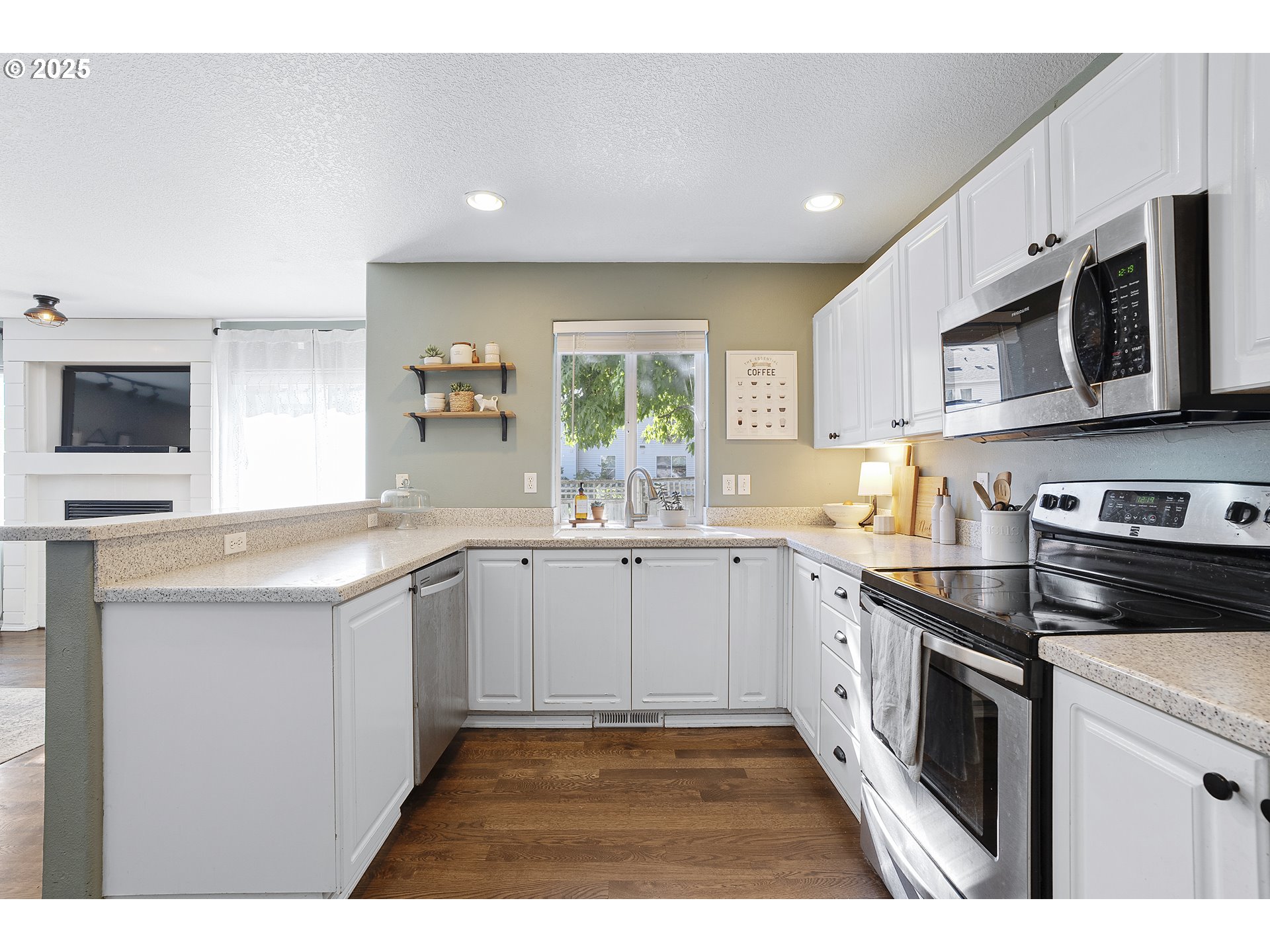 10584 Coleman Loop South Wilsonville, OR 97070 - Photo 13 of 38