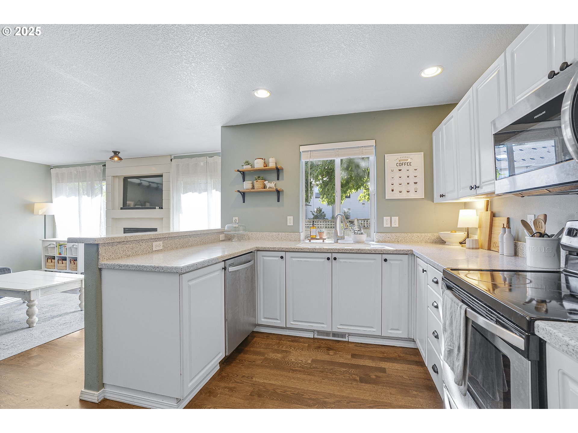 10584 Coleman Loop South Wilsonville, OR 97070 - Photo 14 of 38