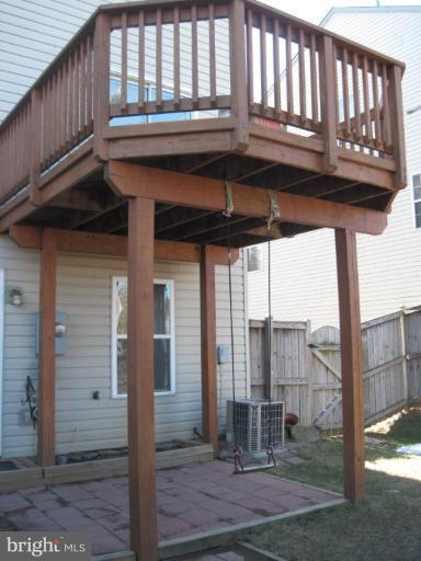 14856 Bolton Road Centreville, VA 20121 - Photo 13 of 30 Deck