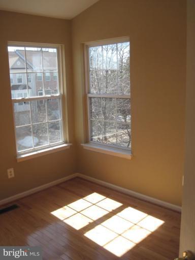 14856 Bolton Road Centreville, VA 20121 - Photo 23 of 30 Bedroom #2