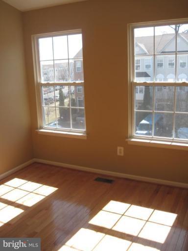 14856 Bolton Road Centreville, VA 20121 - Photo 25 of 30 Bedroom #3