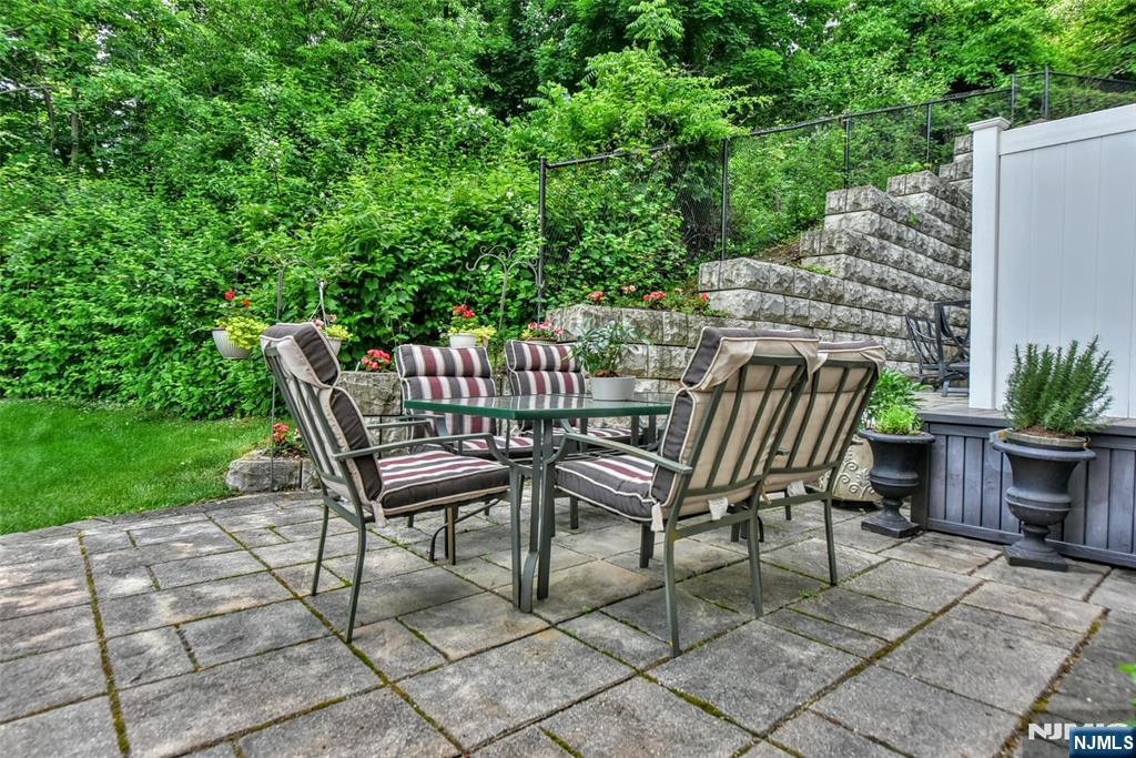 451 Springfield Avenue, Unit 111 Hasbrouck Heights, NJ 07604 - Photo 27 of 29