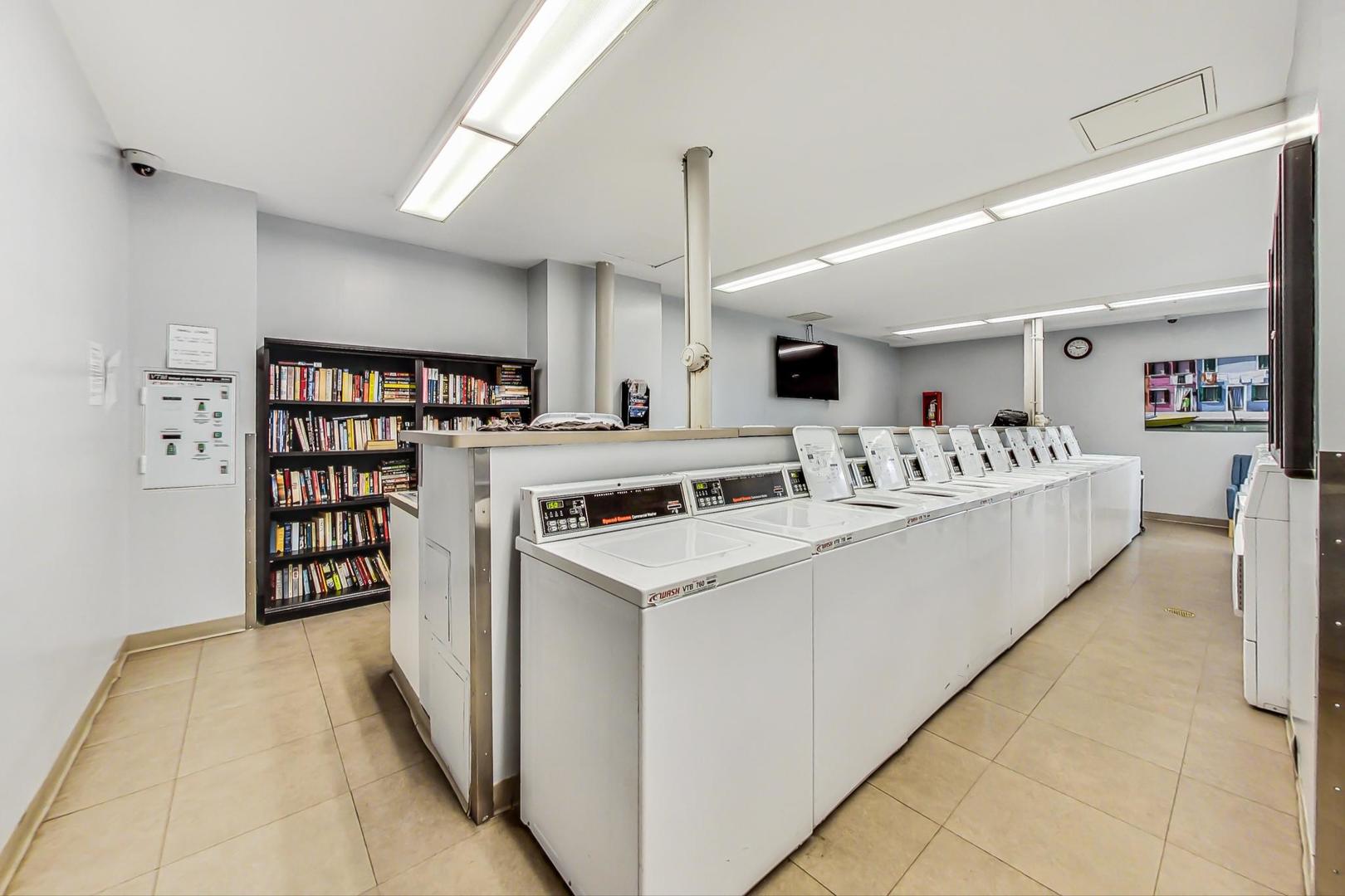 1030 North State Street, Unit 5B Chicago, IL 60610 - Photo 32 of 36 a view of living room with furniture and window
