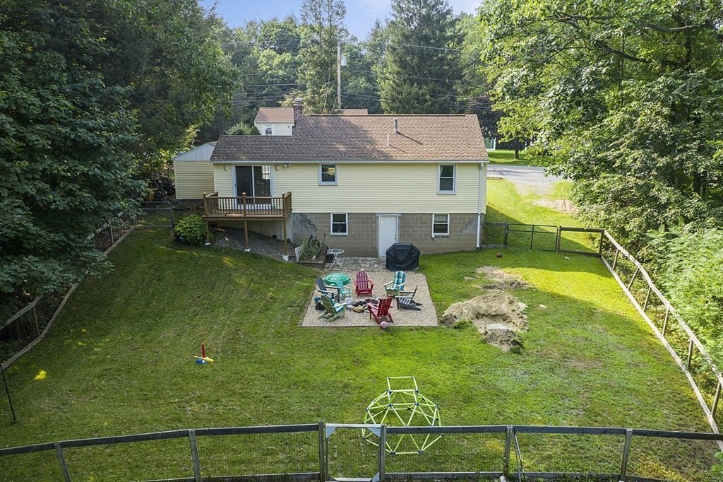 41 North Common Road Westminster, MA 01473 - Photo 4 of 22 Gallery Image 4
