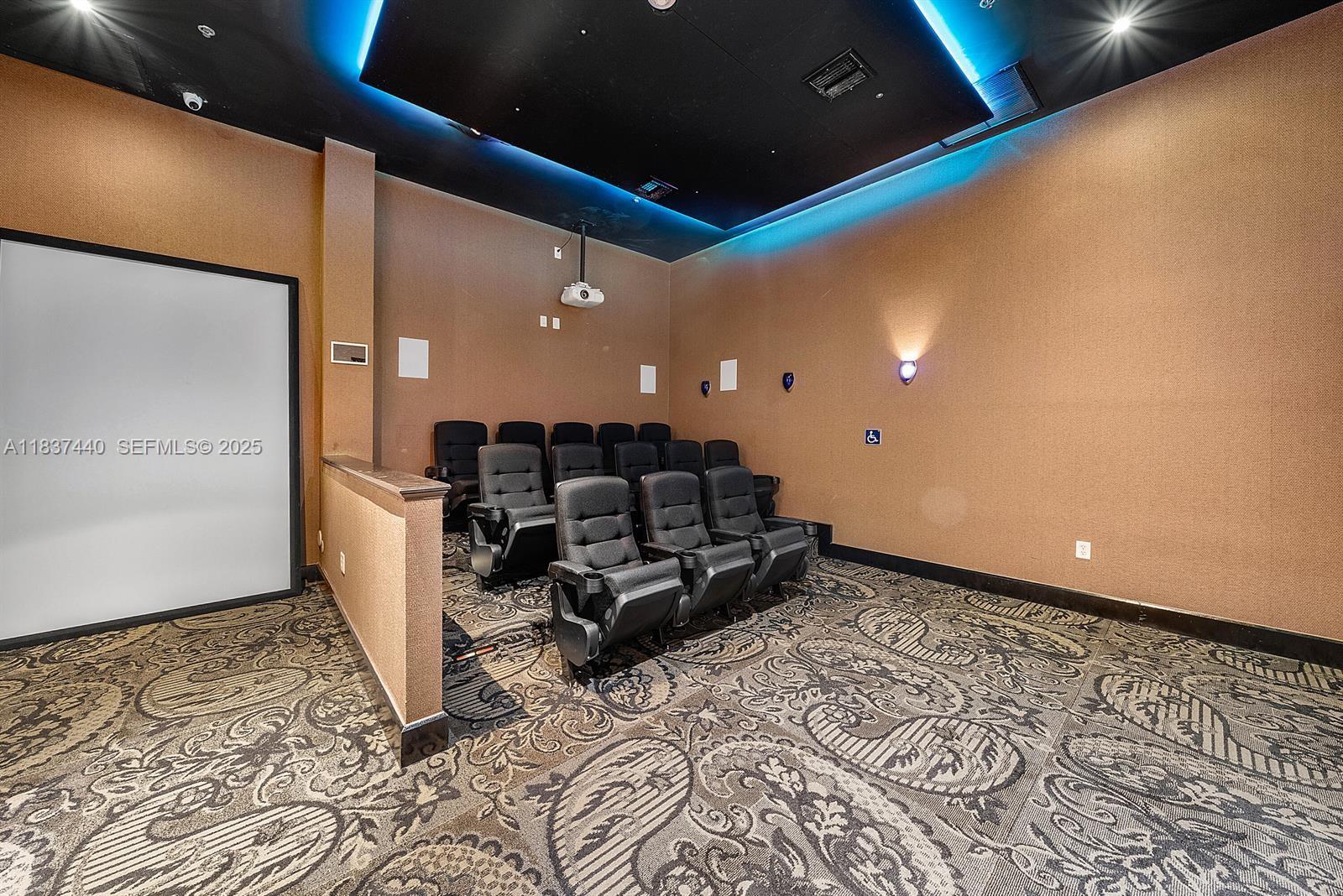 Royal Poinciana Hollywood, FL 33020 - Photo 24 of 30