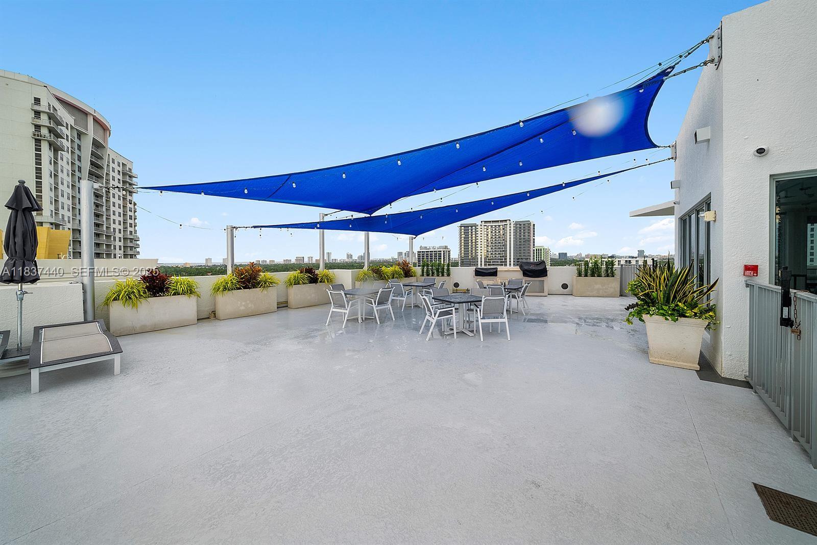 Royal Poinciana Hollywood, FL 33020 - Photo 29 of 30 Roof top