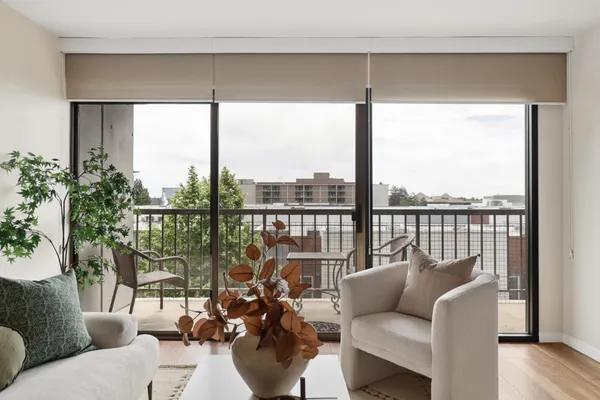 $530,000 | 500 N Street, Unit 1007, Sacramento, CA 95814