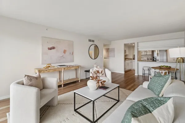 $530,000 | 500 N Street, Unit 1007, Sacramento, CA 95814
