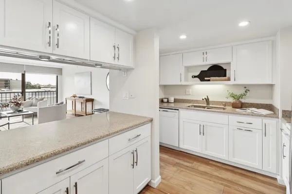 $530,000 | 500 N Street, Unit 1007, Sacramento, CA 95814