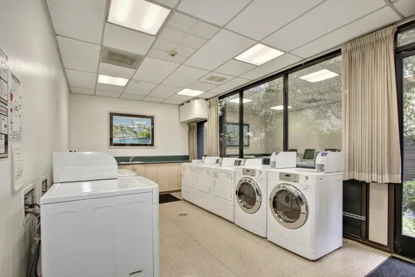 $530,000 | 500 N Street, Unit 1007, Sacramento, CA 95814