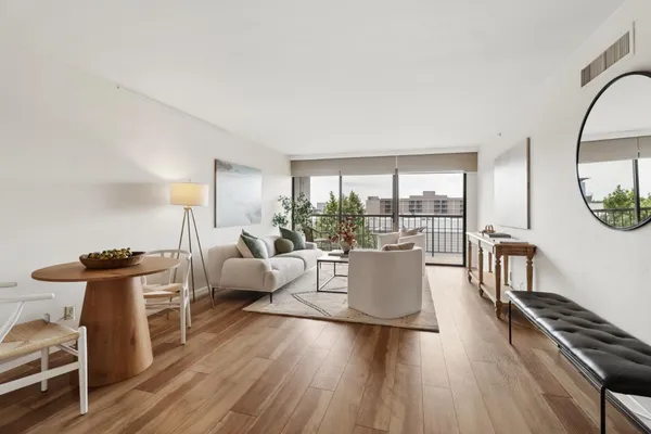 $530,000 | 500 N Street, Unit 1007, Sacramento, CA 95814