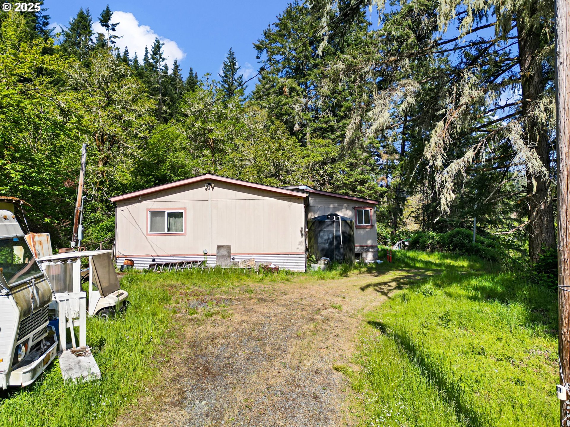 82820 Weiss Road Creswell, OR 97426 - Photo 4 of 26 Gallery Image 4