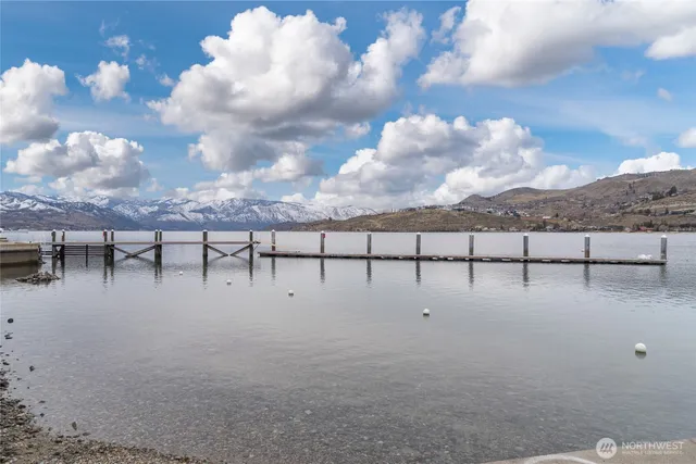 $799,900 | 103 North Park Street, Unit 332, Chelan, WA 98816