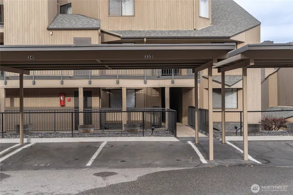 $799,900 | 103 North Park Street, Unit 332, Chelan, WA 98816