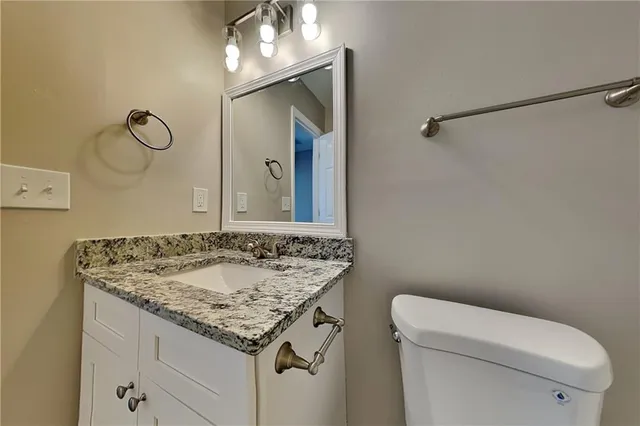 $1,750 | 554 Sherwood Oaks Road, Stone Mountain, GA 30087