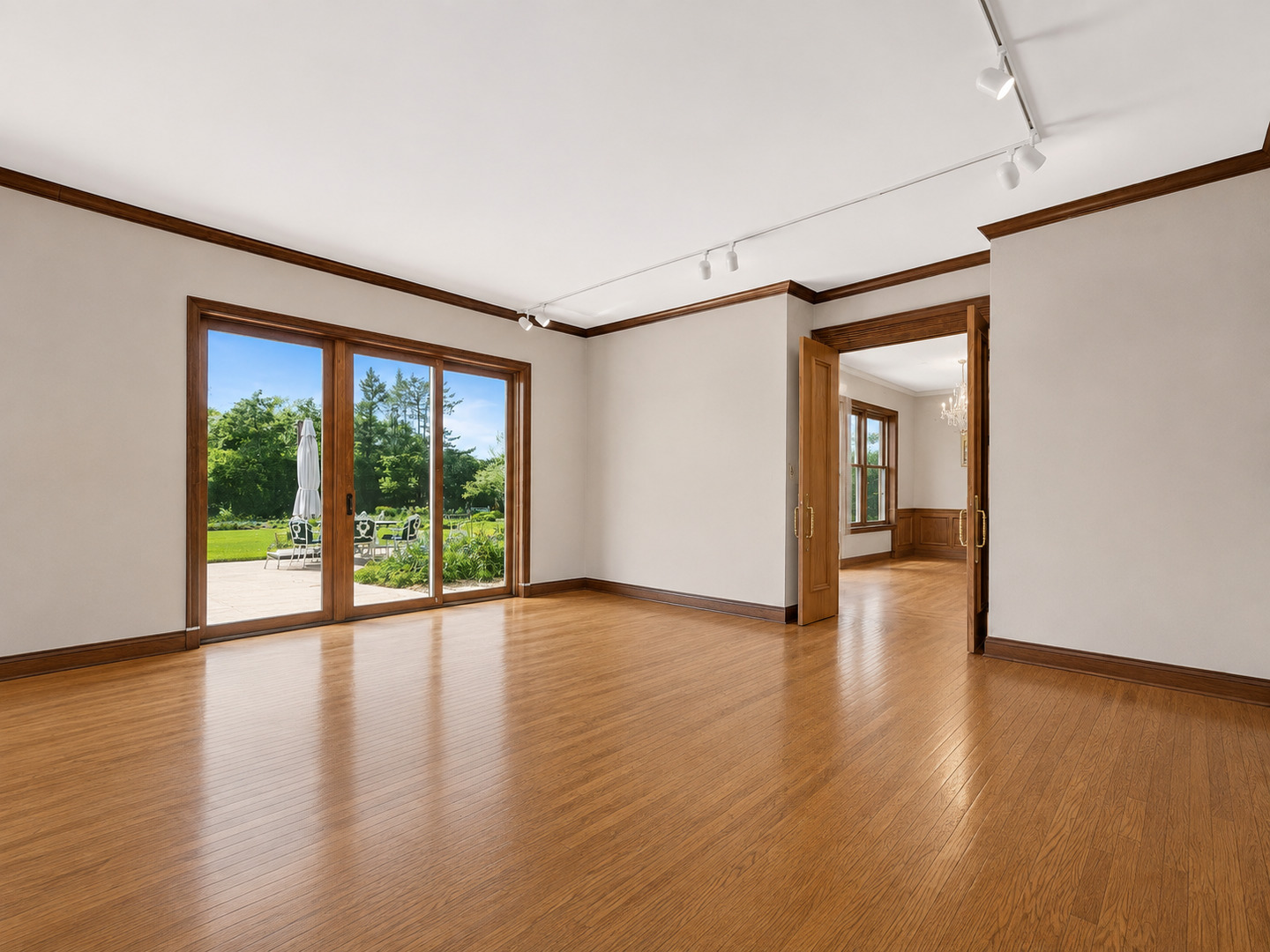 25W471 Plamondon Road Wheaton, IL 60189 - Photo 21 of 121 Gallery Image 21