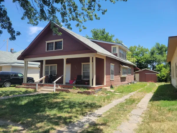 $95,000 | 616 North 1st Street, Arkansas City, KS 67005