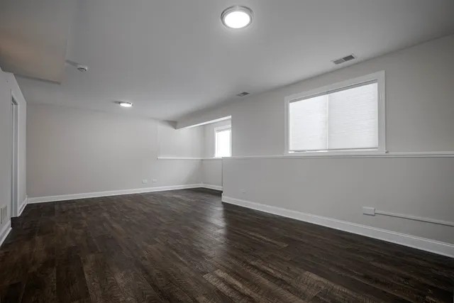 $2,300 | 226 East Conley Drive, Elburn, IL 60119